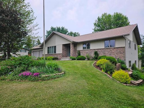 628 W Village Limits Rd, Athens, WI, 54411-9552 | Card Image