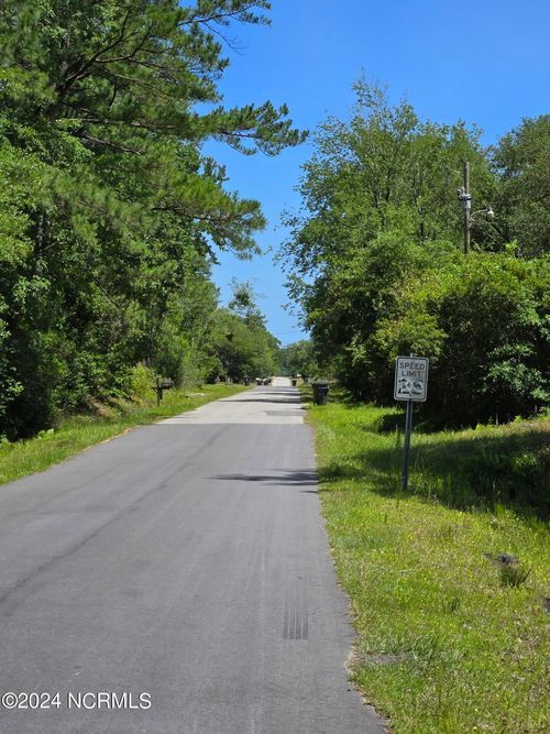 371 & 381 Elm Road, Boiling Spring Lakes, NC, 28461 | Card Image