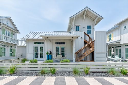 21-673 Center Sq S, Port Aransas, TX, 78373-3085 | Card Image