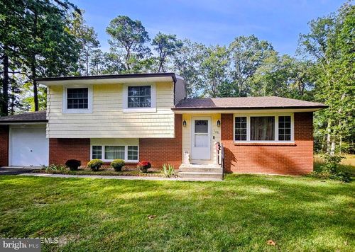 148 Oak Pines Blvd, Pemberton, NJ, 08068-1932 | Card Image