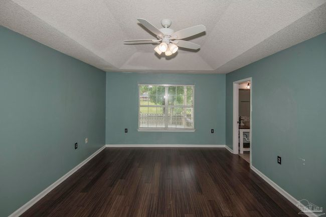 10091 Hillview Dr, House other with 3 bedrooms, 2 bathrooms and 2 parking in Pensacola FL | Image 14
