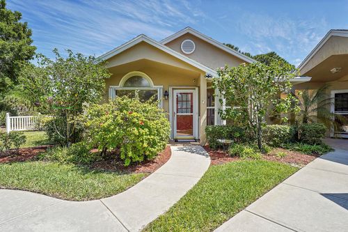 719 Nw San Remo Cir, Port St. Lucie, FL, 34986-1726 | Card Image