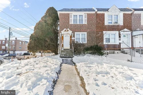 1300 Wycombe Ave, DARBY, PA, 19023-1327 | Card Image