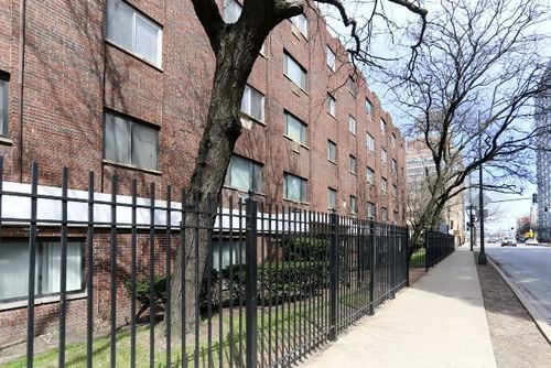 apt-311-1040 W Hollywood Ave, CHICAGO, IL, 60660-4568 | Card Image