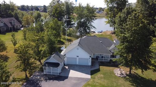 234 Seneca Dr, Montpelier, OH, 43543-9438 | Card Image