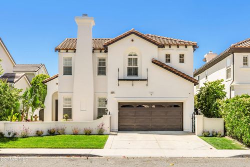 6072 Mandeville Pl, Oak Park, CA, 91377-5842 | Card Image