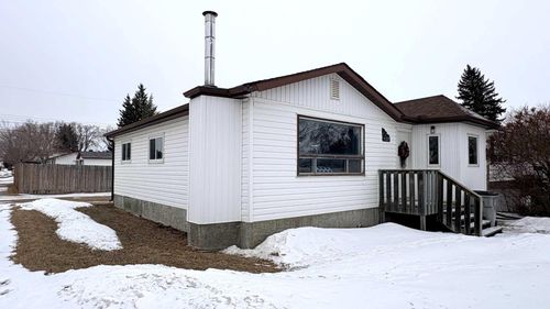 1137 8 Ave, Wainwright, AB, T9W1E9 | Card Image