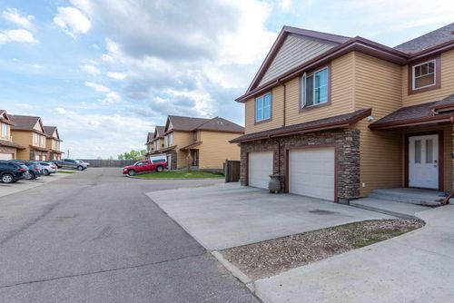 8-1407 53 Ave, Lloydminster, AB, T9V2J5 | Card Image