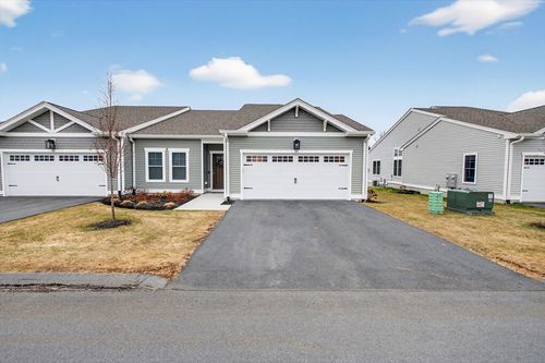 10-10 Logans Run, Millbury, MA, 01527-2068 | Card Image