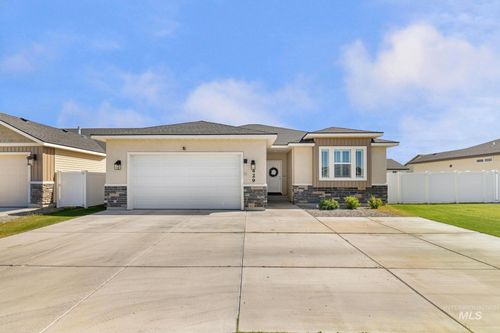 429 Southwood Ave W, Twin Falls, ID, 83301-2013 | Card Image