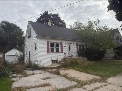 2626 Hermansau St, Saginaw, MI, 48602-5830 | Card Image