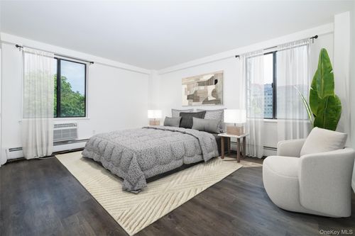 k-7 Lake St, White Plains, NY, 10603-3825 | Card Image