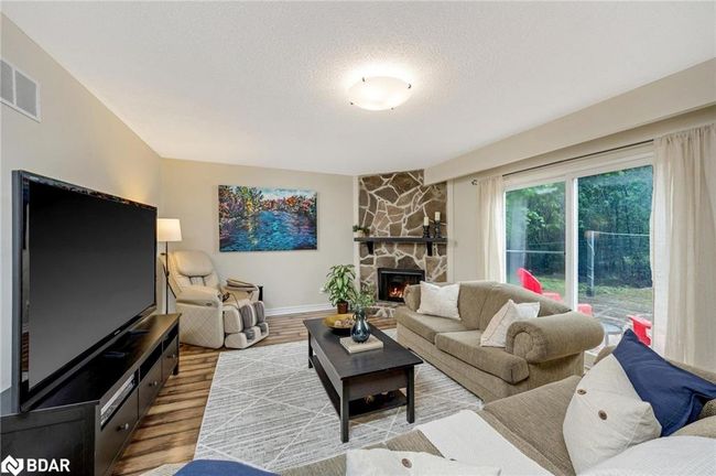 11 Hillside Dr, House other with 4 bedrooms, 3 bathrooms and 4 parking in Georgetown ON | Image 7