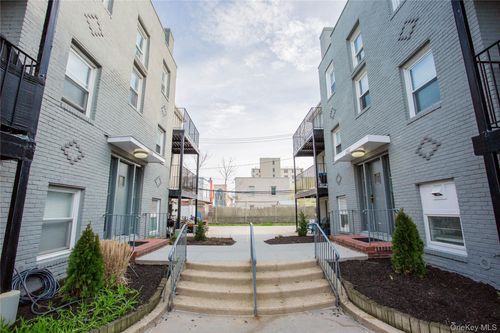 apt-5-248 E Broadway, Long Beach, NY, 11561-4210 | Card Image