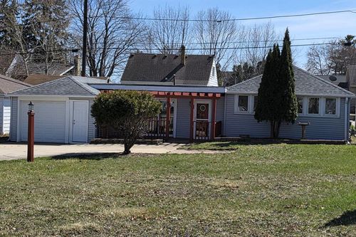 1715 Rawson Avenue, SOUTH MILWAUKEE, WI, 53172 | Card Image