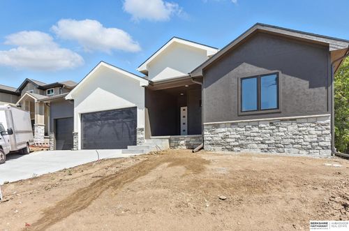 19756 Briar St, Gretna, NE, 68028-5054 | Card Image