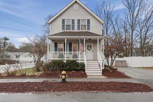 24 Minot St, Reading, MA, 01867-3539 | Card Image