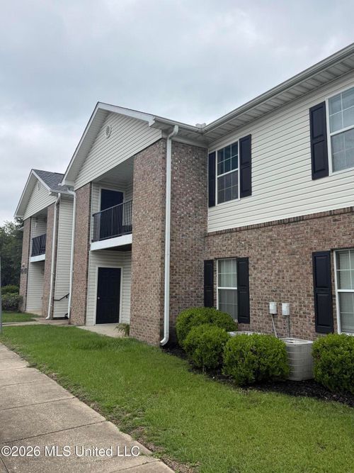 2403 Eden St, Pascagoula, MS, 39581-2703 | Card Image