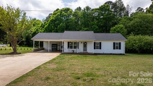 900 Pine Mountain Rd, Hudson, NC, 28638-9256 | Card Image