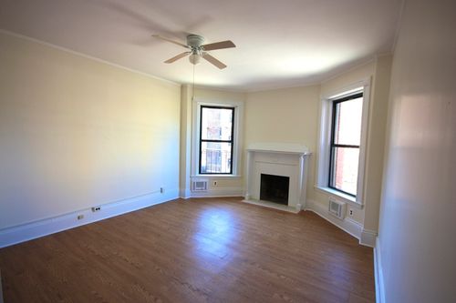 3r-9 Buswell Street, Boston, MA, 02215 | Card Image