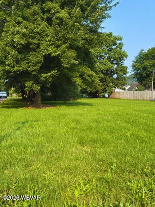 18-PARCEL 322.18 Clark St, Williamsport, PA, 17702-7133 | Card Image