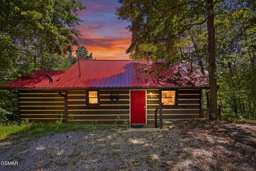 1935 Sb Ogle Lane, Sevierville, TN, 37876 | Card Image