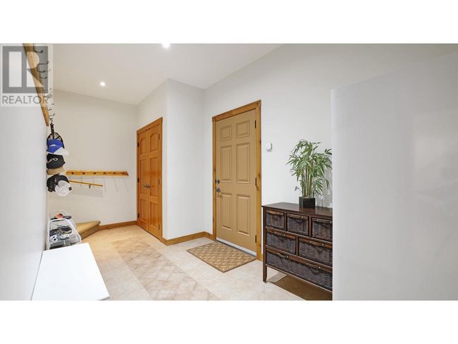1910 Pineridge Dr, House other with 5 bedrooms, 3 bathrooms and 23 parking in Invermere BC | Image 36