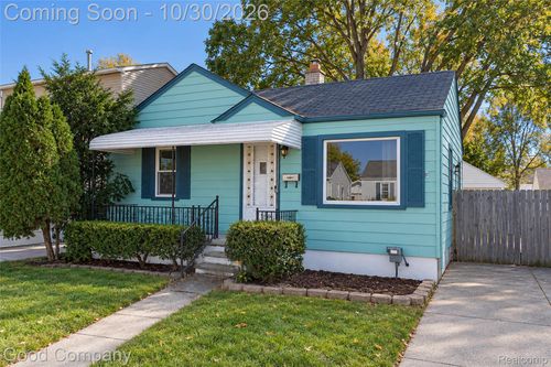912 E Shevlin Ave, Hazel Park, MI, 48030-1233 | Card Image