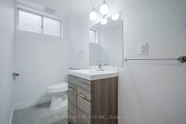 28 Wilkins Dr, House other with 6 bedrooms, 3 bathrooms and 4 parking in Kitchener ON | Image 39