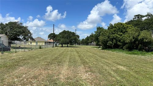 000 Wilson Ave, Aransas Pass, TX, 78336 | Card Image