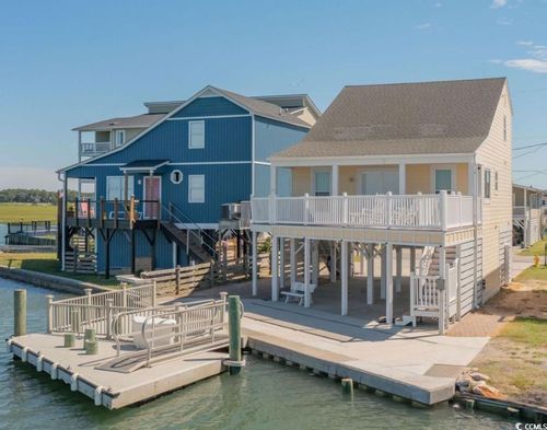 311 42nd Ave N, North Myrtle Beach, SC, 29582-1751 | Card Image