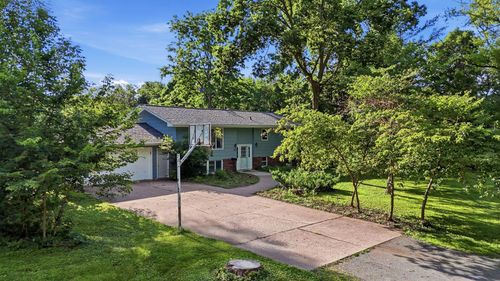 709 N Fremont St, River Falls, WI, 54022-1412 | Card Image