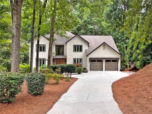2270 Roxburgh Dr, Roswell, GA, 30076-2426 | Card Image