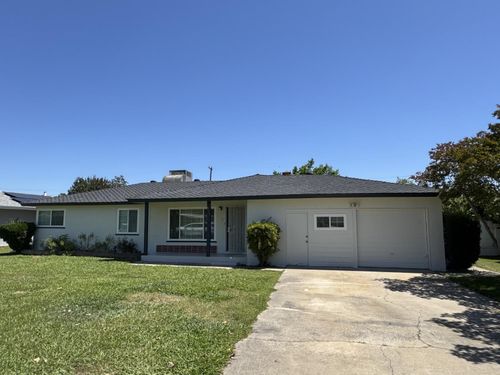 517 Fairview Ave, Madera, CA, 93637-4301 | Card Image