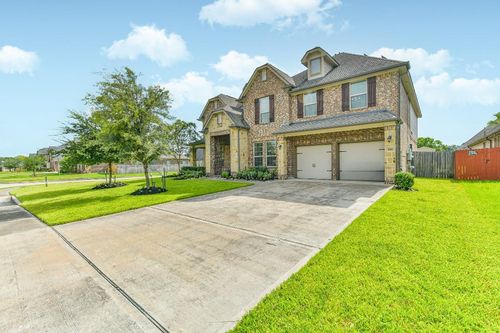 2811 Afton Dr, Pearland, TX, 77581-5065 | Card Image