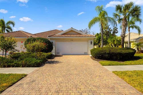 7772 Camminare Dr, SARASOTA, FL, 34238-4777 | Card Image