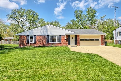 144 Upper Hillside Dr, Bellbrook, OH, 45305-2123 | Card Image