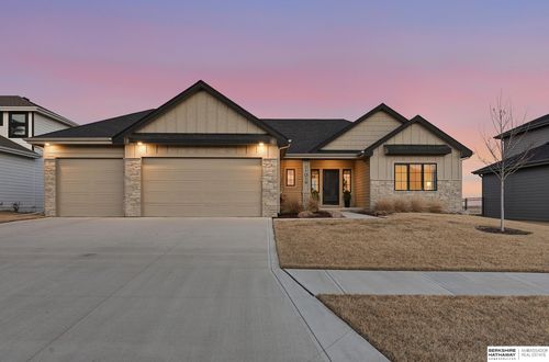 11019 N 170th St, Bennington, NE, 68007-5057 | Card Image