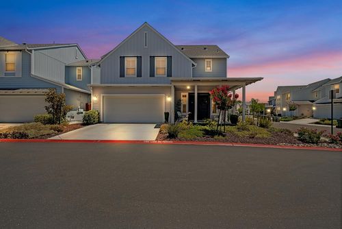 764 Silo St, Folsom, CA, 95630-3389 | Card Image