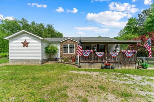 42580 Buckeye Road, Lisbon, OH, 44432 | Card Image