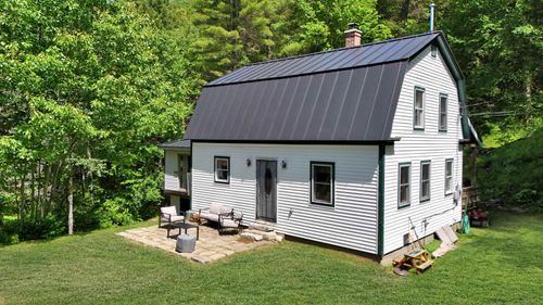 538 Bridgewater Center Rd, Bridgewtr Cor, VT, 05035-9785 | Card Image