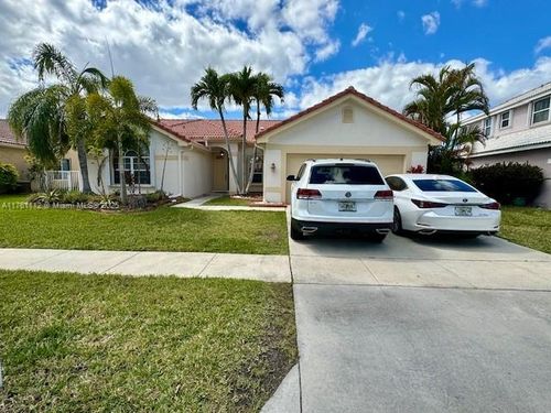 0-712 Nw 177th Ave, Pembroke Pines, FL, 33029 | Card Image