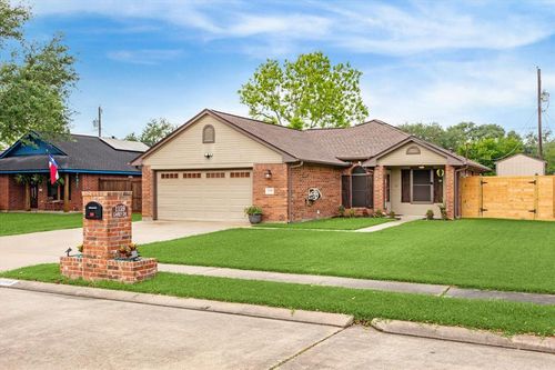 1159 Carey Dr, Angleton, TX, 77515-3072 | Card Image