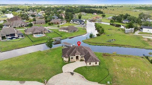 1215 Bourbon St, Bridge City, TX, 77611-5801 | Card Image