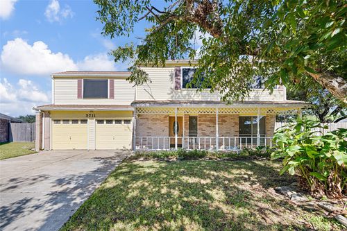 3711 Providence Ln, Pasadena, TX, 77505-2250 | Card Image