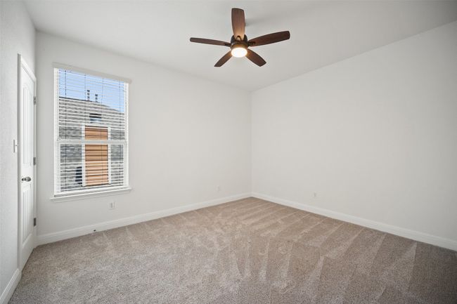 206 Skinner, House other with 3 bedrooms, 3 bathrooms and 4 parking in Kyle TX | Image 23