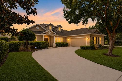8391 75th Rd, GAINESVILLE, FL, 32608-8485 | Card Image