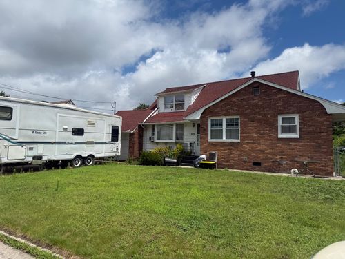 205 Hilltop Dr, Brentwood, NY, 11717-6719 | Card Image