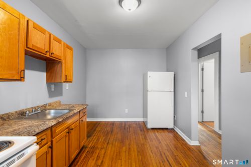 38b1-38 Beacon Street, Hartford, CT, 06053 | Card Image