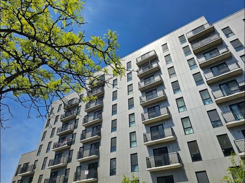 7h-70-25 Queens Boulevard, New York, NY, 11377 | Card Image